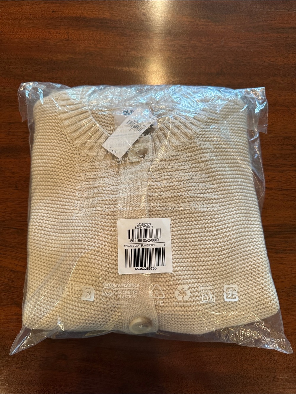 Old Navy Women's Cream Button-Up Textured Cardigan - Picture 10 of 12
